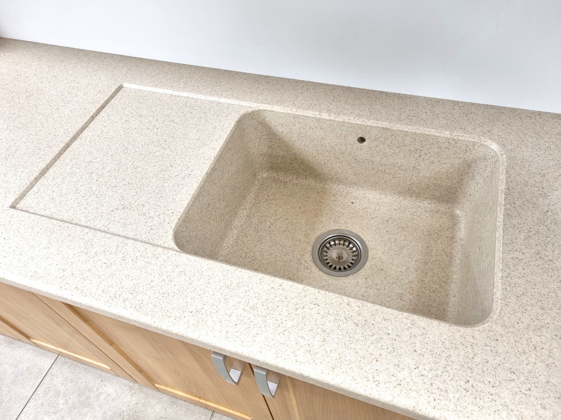 Műgránit munkalap mosogatóval