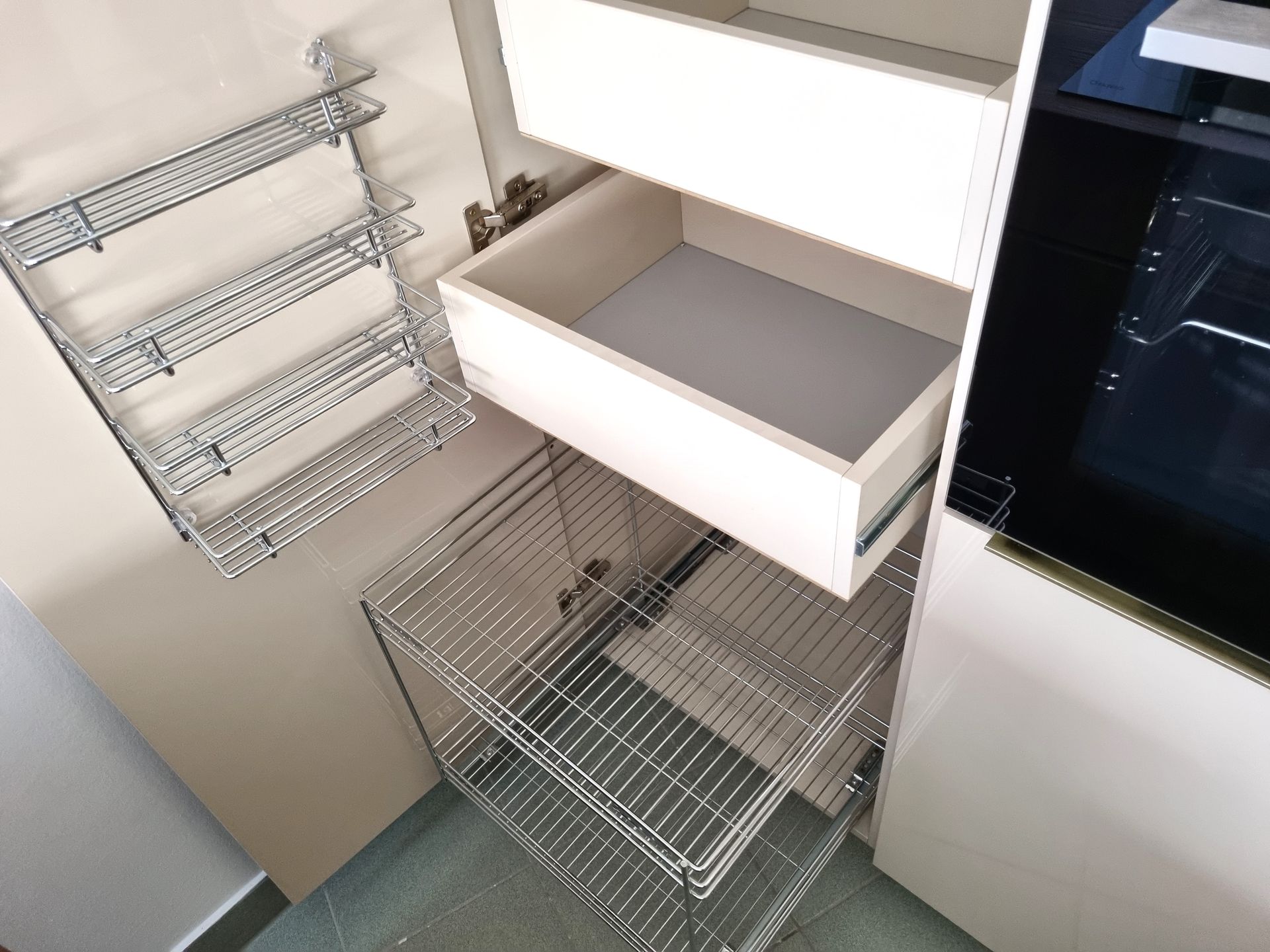 Hajdúböszörményi bemutatóteremben megtekinthető kamraszerelvények